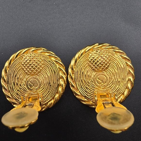 St. Johns Vintage Gold Tone Clip Earrings Coin-Like Twisted Rope Edge Elegant - Picture 8 of 10